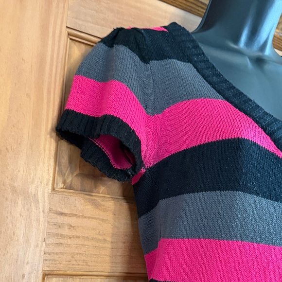 Lipstick Boutique Women’s Size L Vibrant Pink, Gray, Black Sweater Dress - Picture 6 of 12